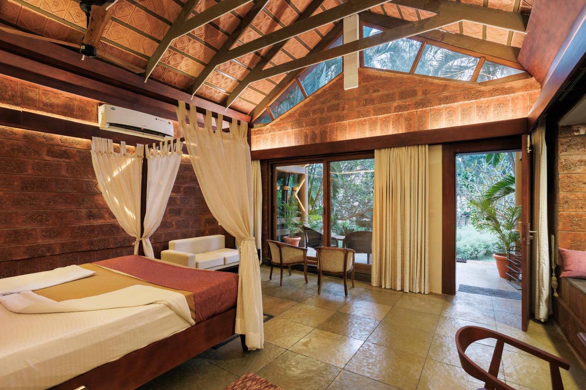 Sai Vishram Beach Resort Bainduru Eksteriør bilde