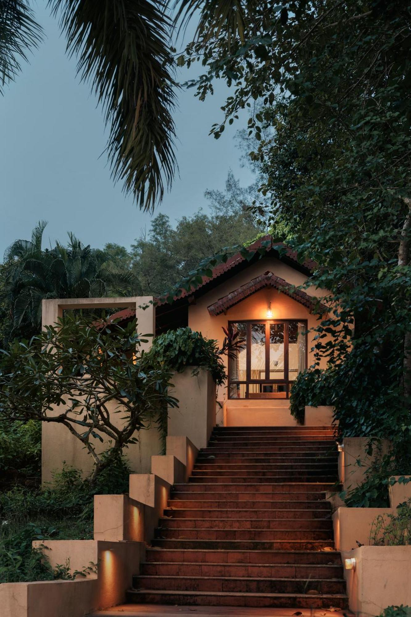 Sai Vishram Beach Resort Bainduru Eksteriør bilde