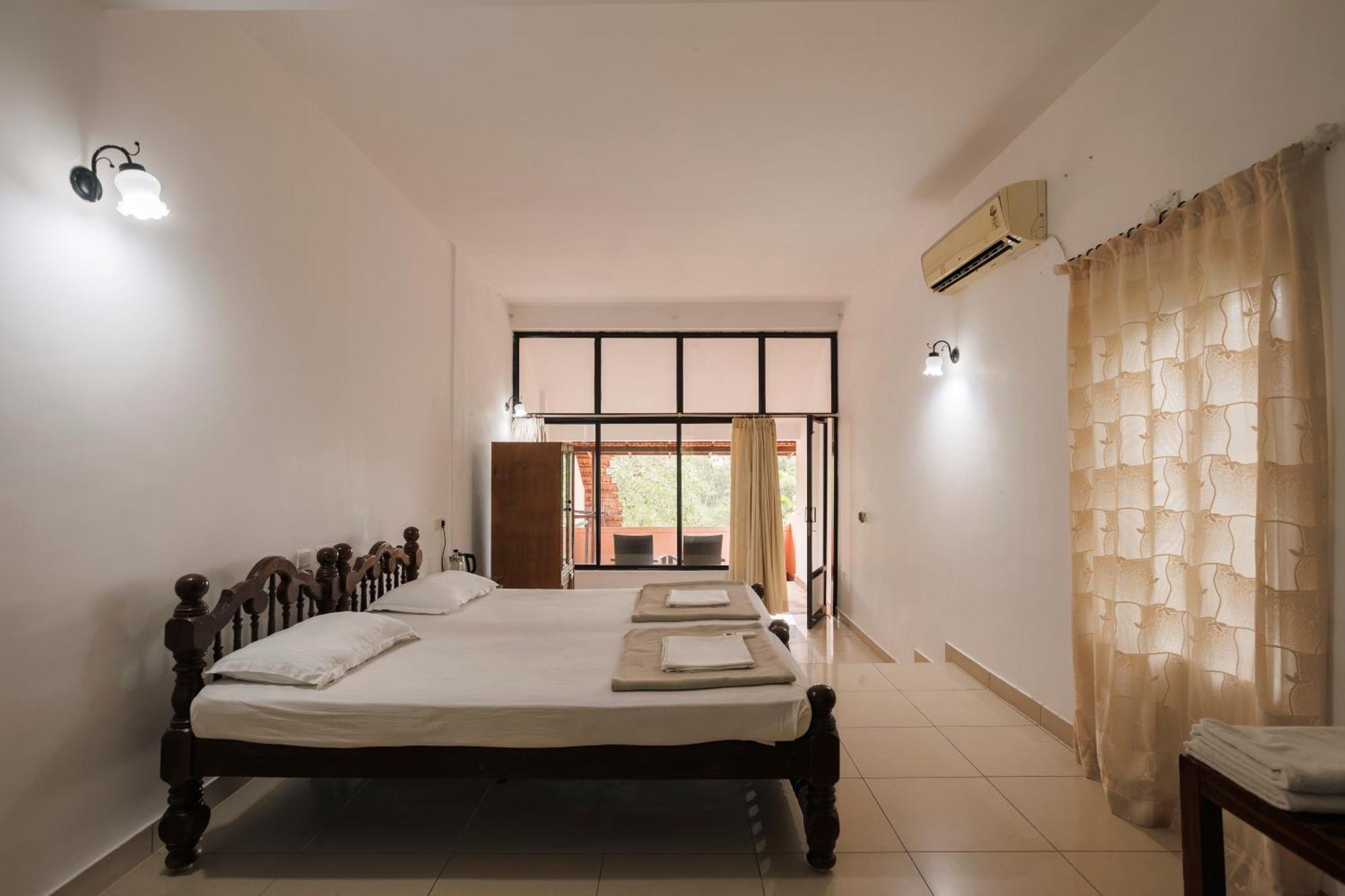 Sai Vishram Beach Resort Bainduru Eksteriør bilde