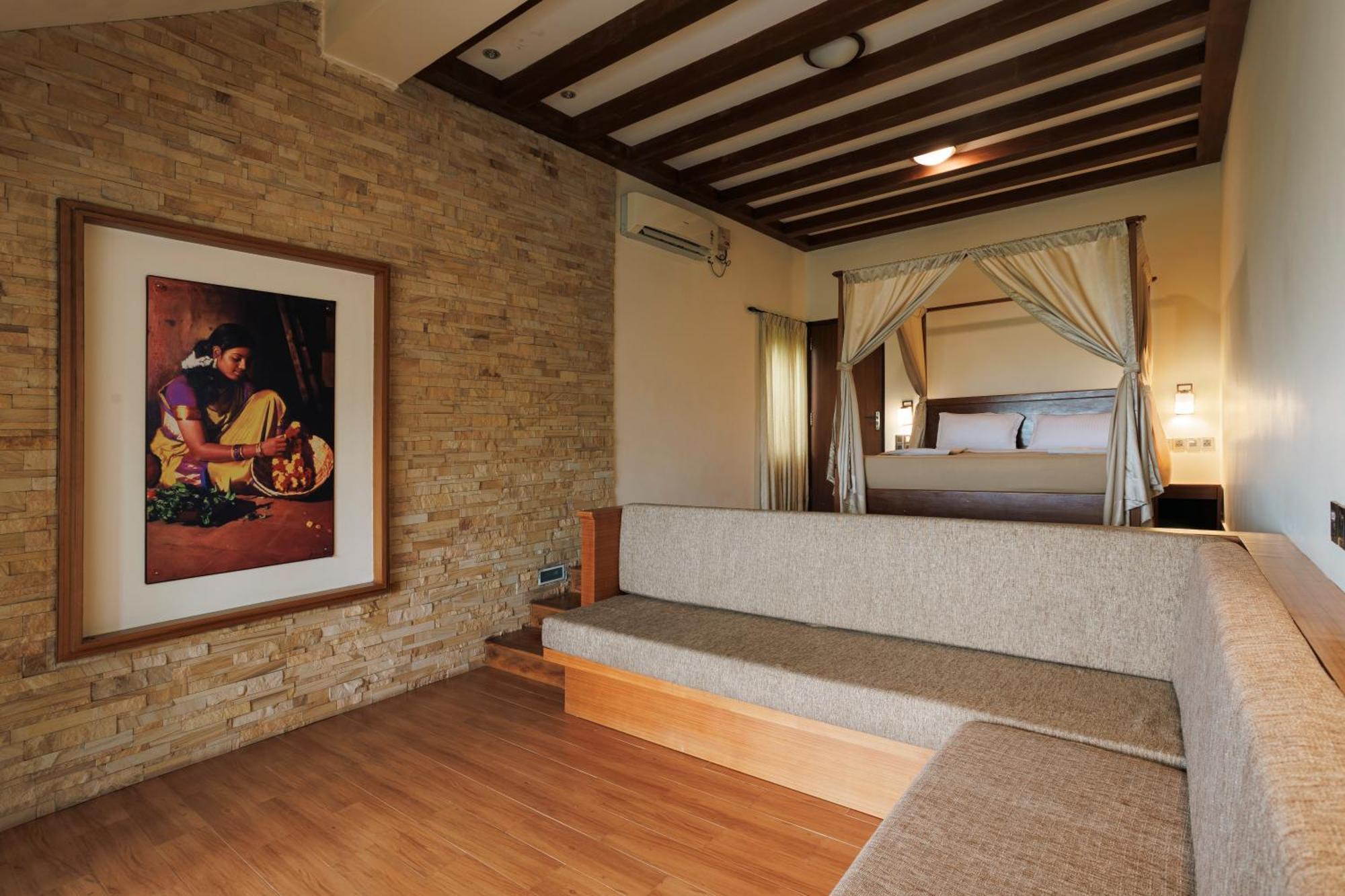Sai Vishram Beach Resort Bainduru Eksteriør bilde