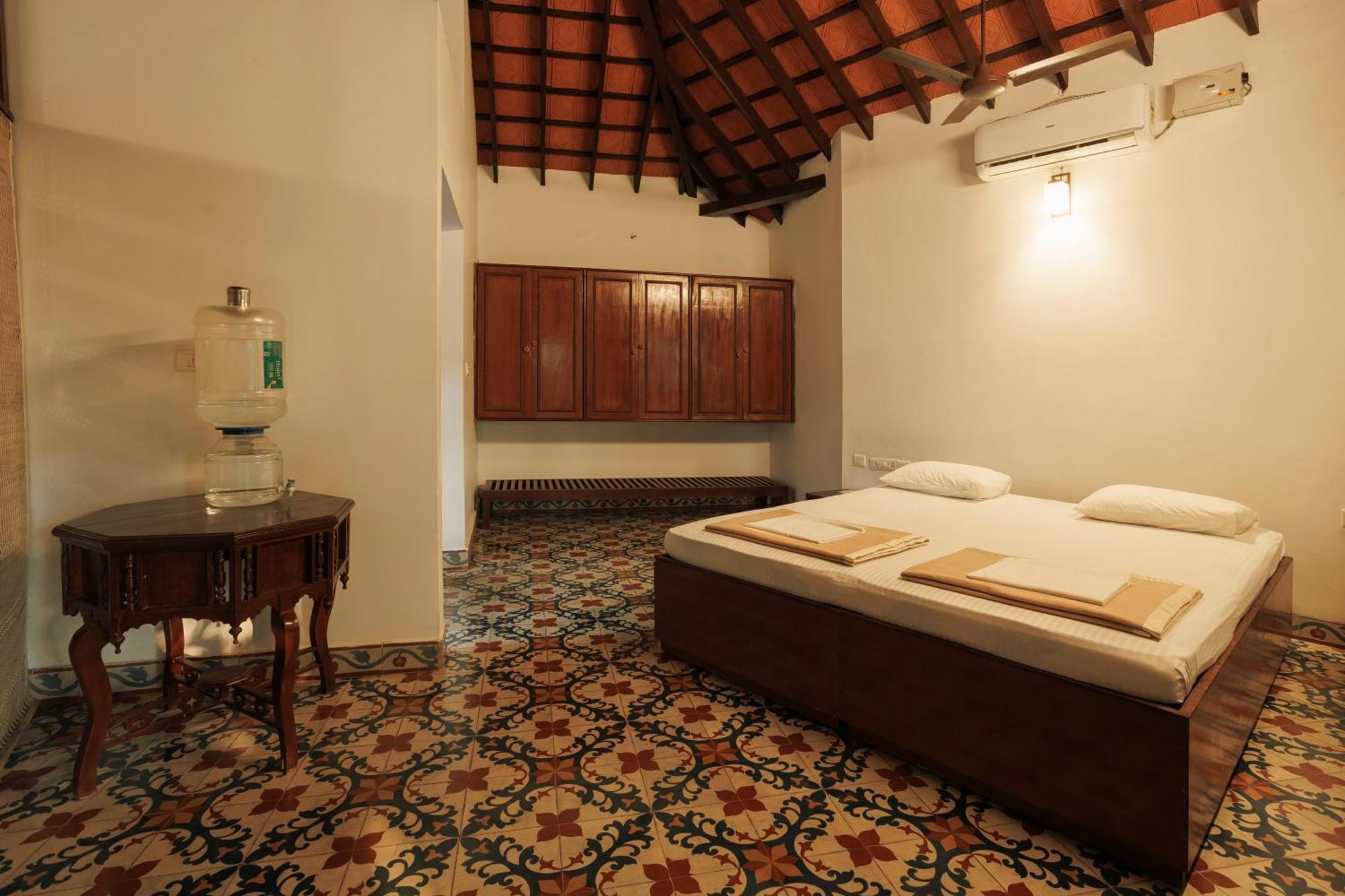 Sai Vishram Beach Resort Bainduru Eksteriør bilde