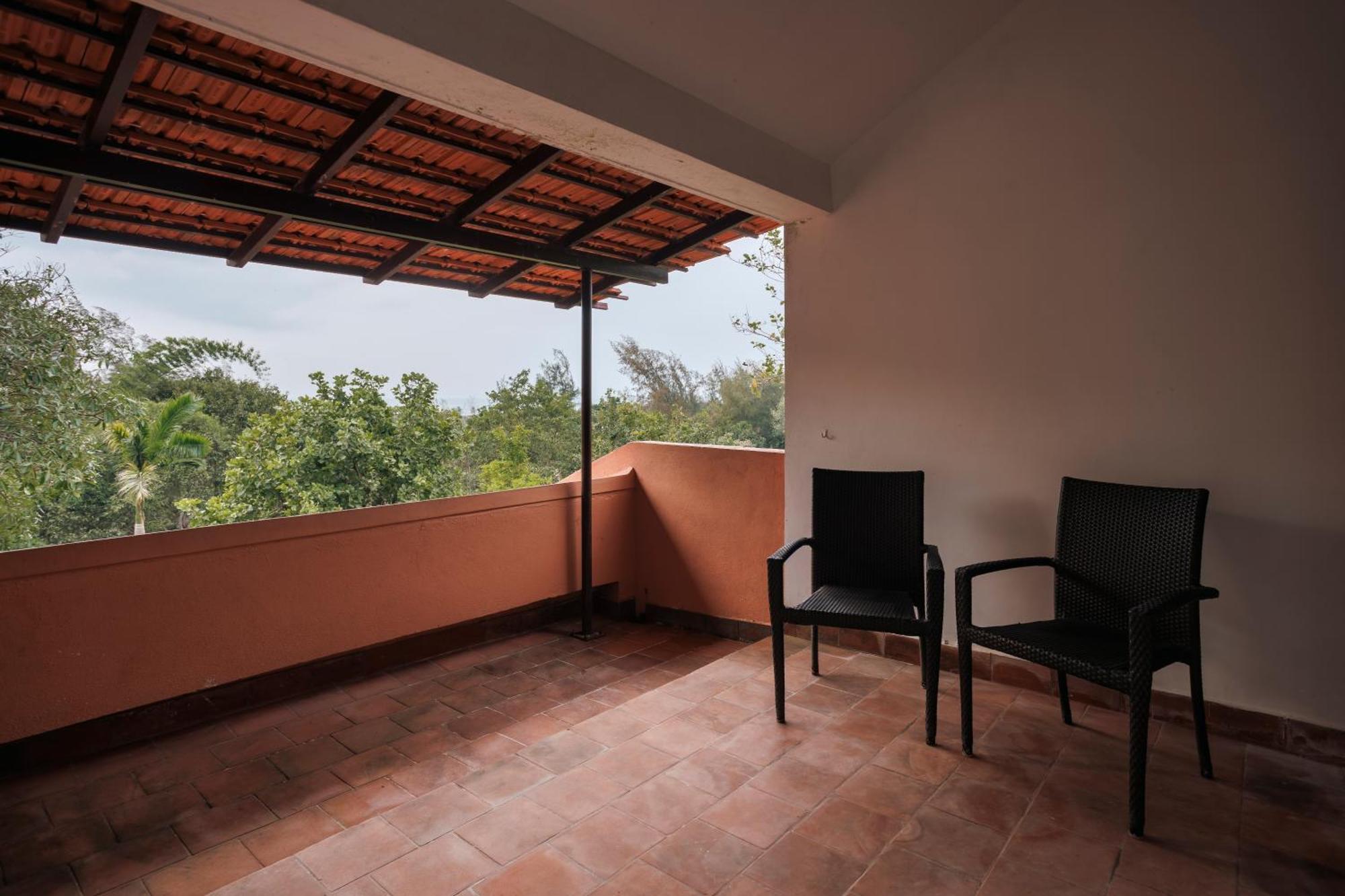 Sai Vishram Beach Resort Bainduru Eksteriør bilde
