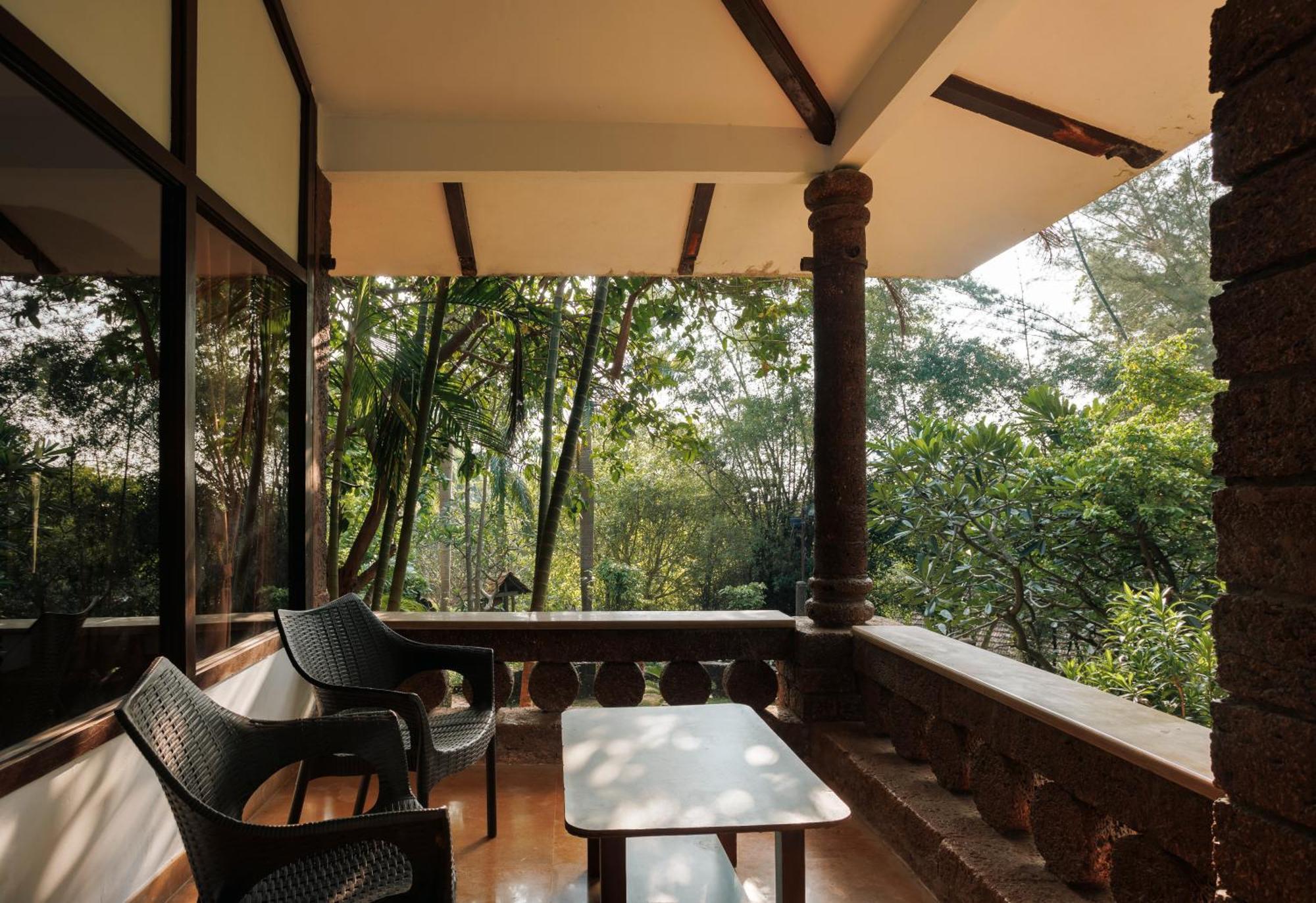 Sai Vishram Beach Resort Bainduru Eksteriør bilde